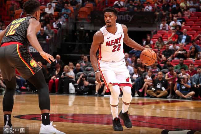 热火NBA击败骑士，巴特勒稳定输出